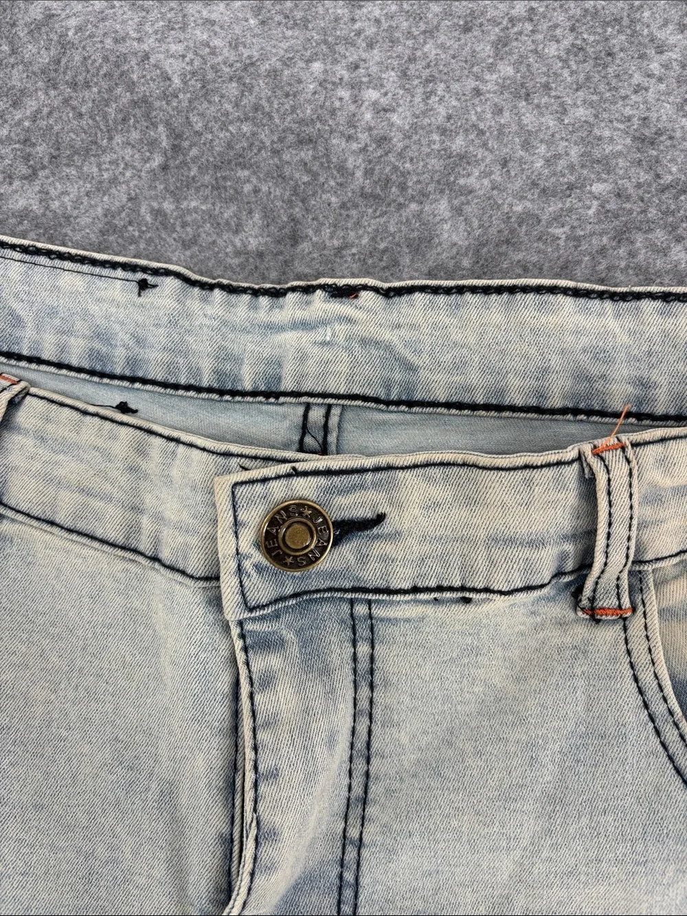 PIONEER Light Wash Distressed Denim Shorts with Black & Yellow Patches 34 NWT